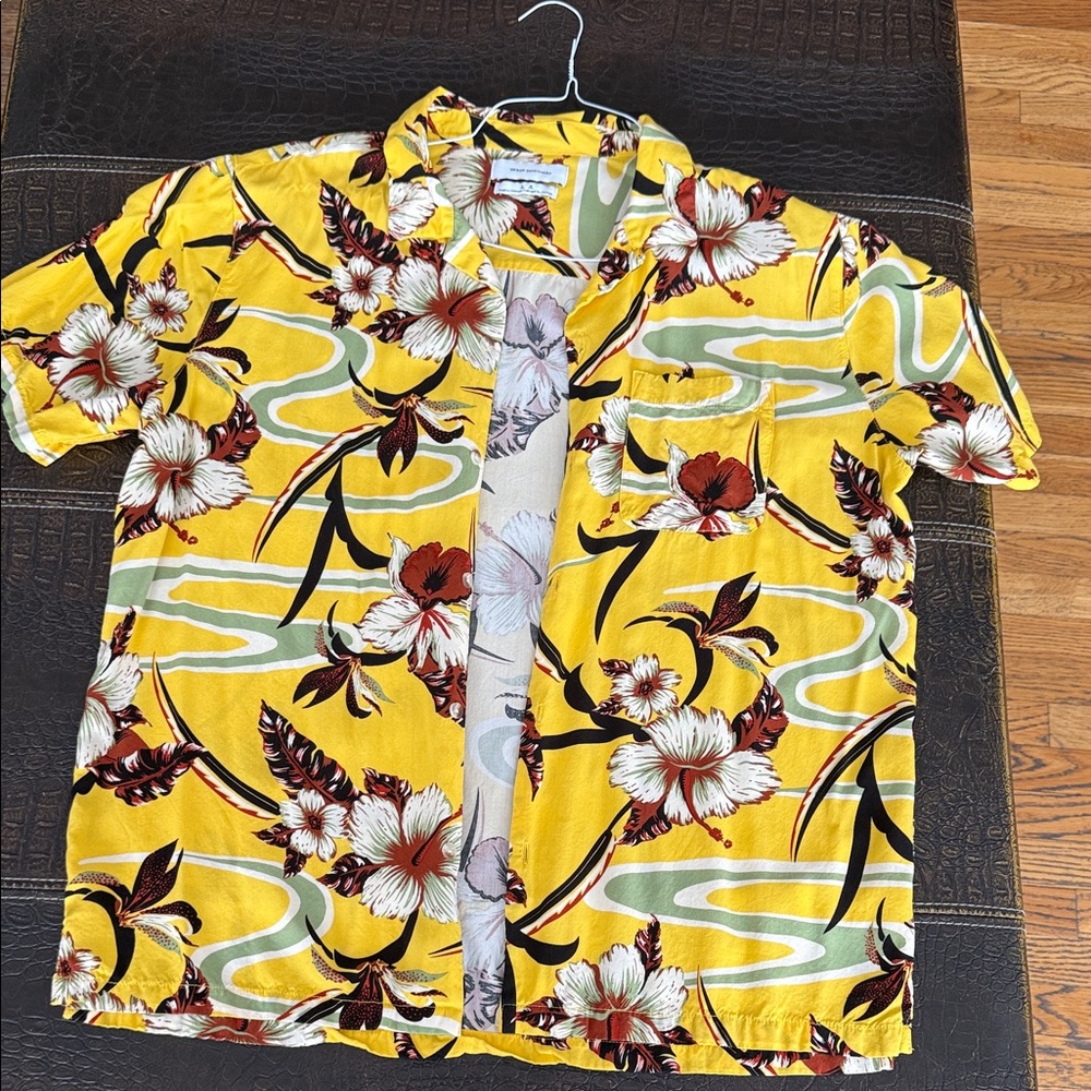 Urban Outfitters Yellow Floral Men's Shirt